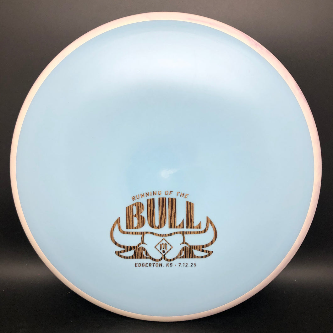 Axiom Fission Hex Peek-A-Boo bull