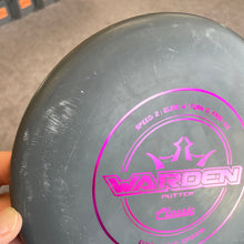 Load image into Gallery viewer, Dynamic Discs Classic Warden - shelfwear
