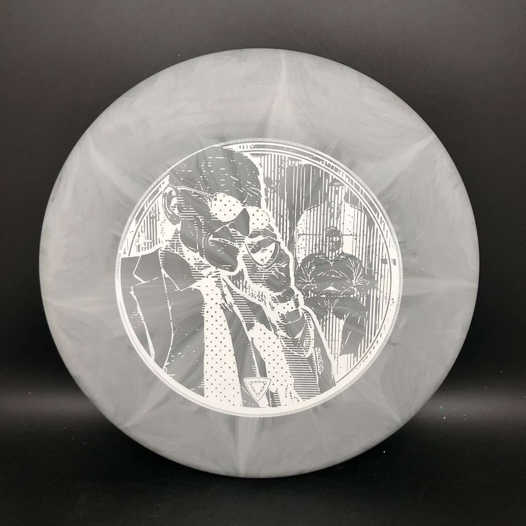 Dynamic Discs Prime Burst Warden - interrogation