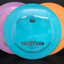 Load image into Gallery viewer, Dynamic Discs Supreme Trespass - stock