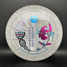 Load image into Gallery viewer, Discmania Lux Vapor Paradigm Harmonic Sequence