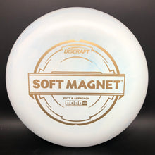 Load image into Gallery viewer, Discraft Putter Line Soft Magnet - stock