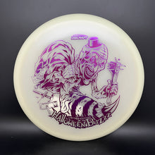Load image into Gallery viewer, Discraft Z Mega Glo Buzzz 2025 Halloween
