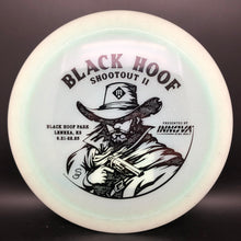 Load image into Gallery viewer, Innova Champion Metal Flake Classic Color Glow Charger Black Hoof 2
