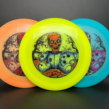 Load image into Gallery viewer, Dynamic Discs Lucid Moonshine Heist Bearly Alive
