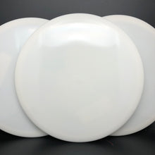 Load image into Gallery viewer, Dynamic Discs Fuzion EMAC Truth - blank canvas